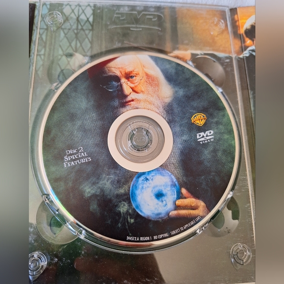 Harry Potter, Year Two, Special Widescreen Edition, DVD 2 disc set - Picture 3 of 6